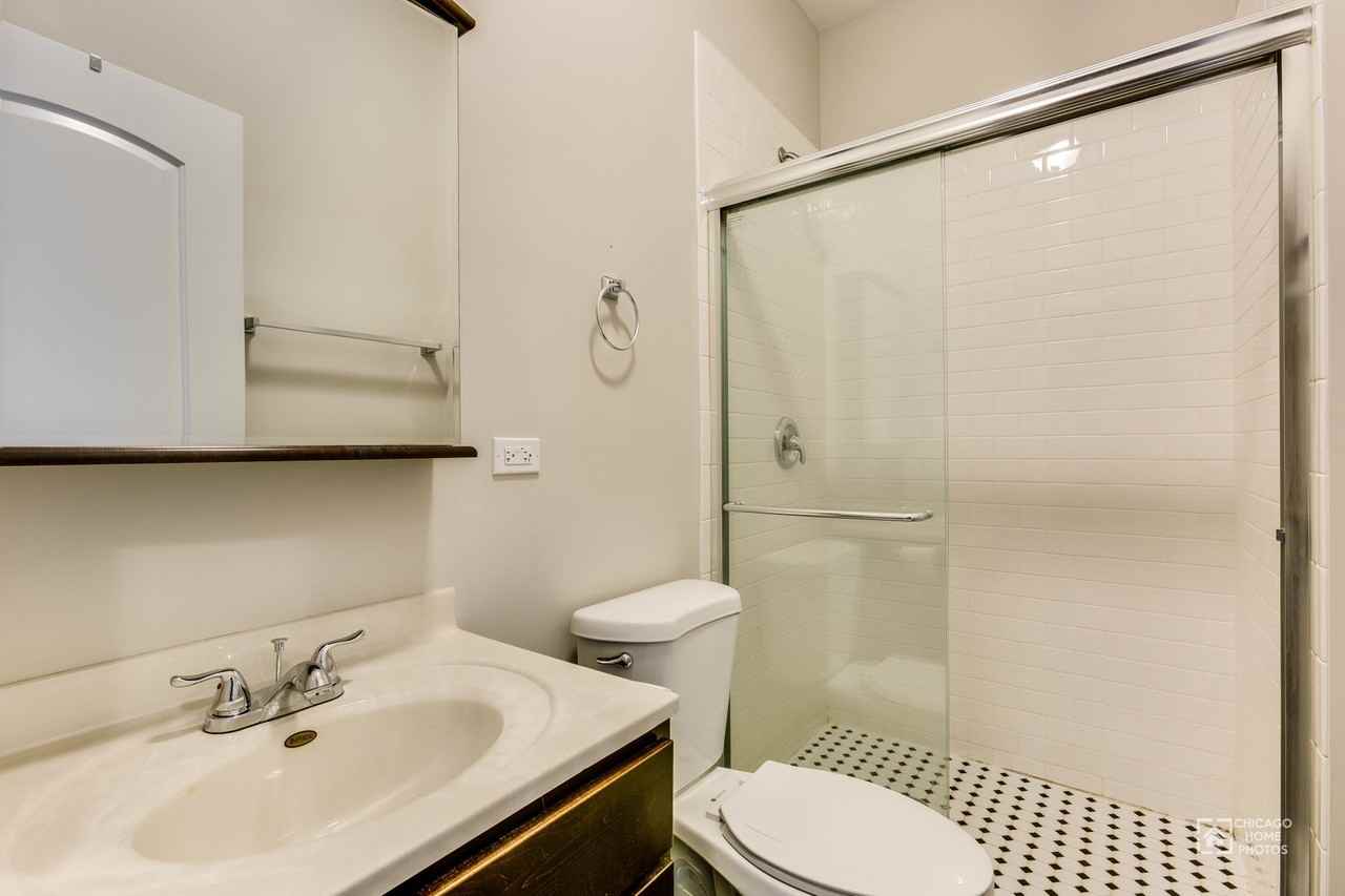 4405 N Mozart St #3 - Photo 7 of 12