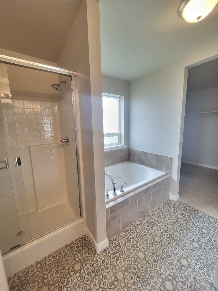 11441 W Broadstone St - Photo 5 of 7