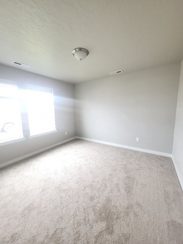 11441 W Broadstone St - Photo 7 of 7