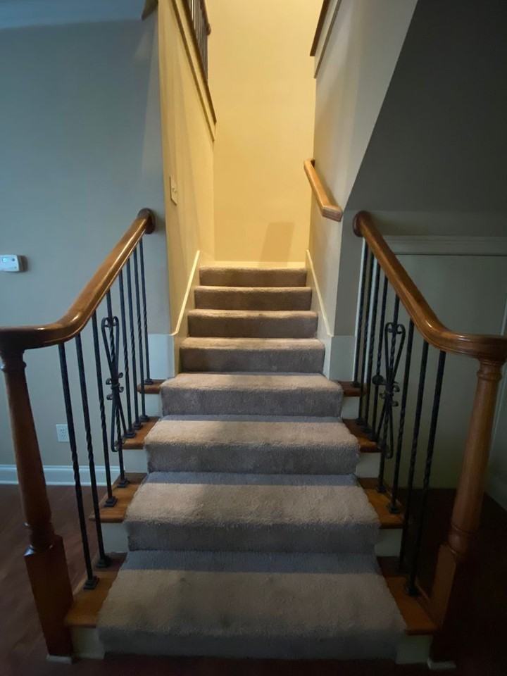 1054 Runningvine Ln - Photo 6 of 11