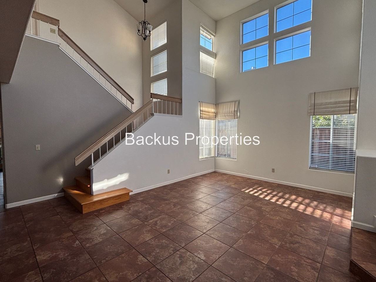 17630 Winding Creek Rd - Photo 4 of 34