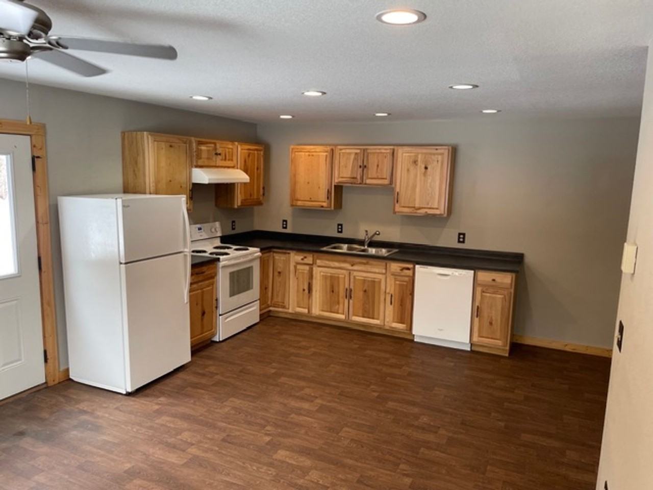 Pinewood Rd - Photo 2 of 5