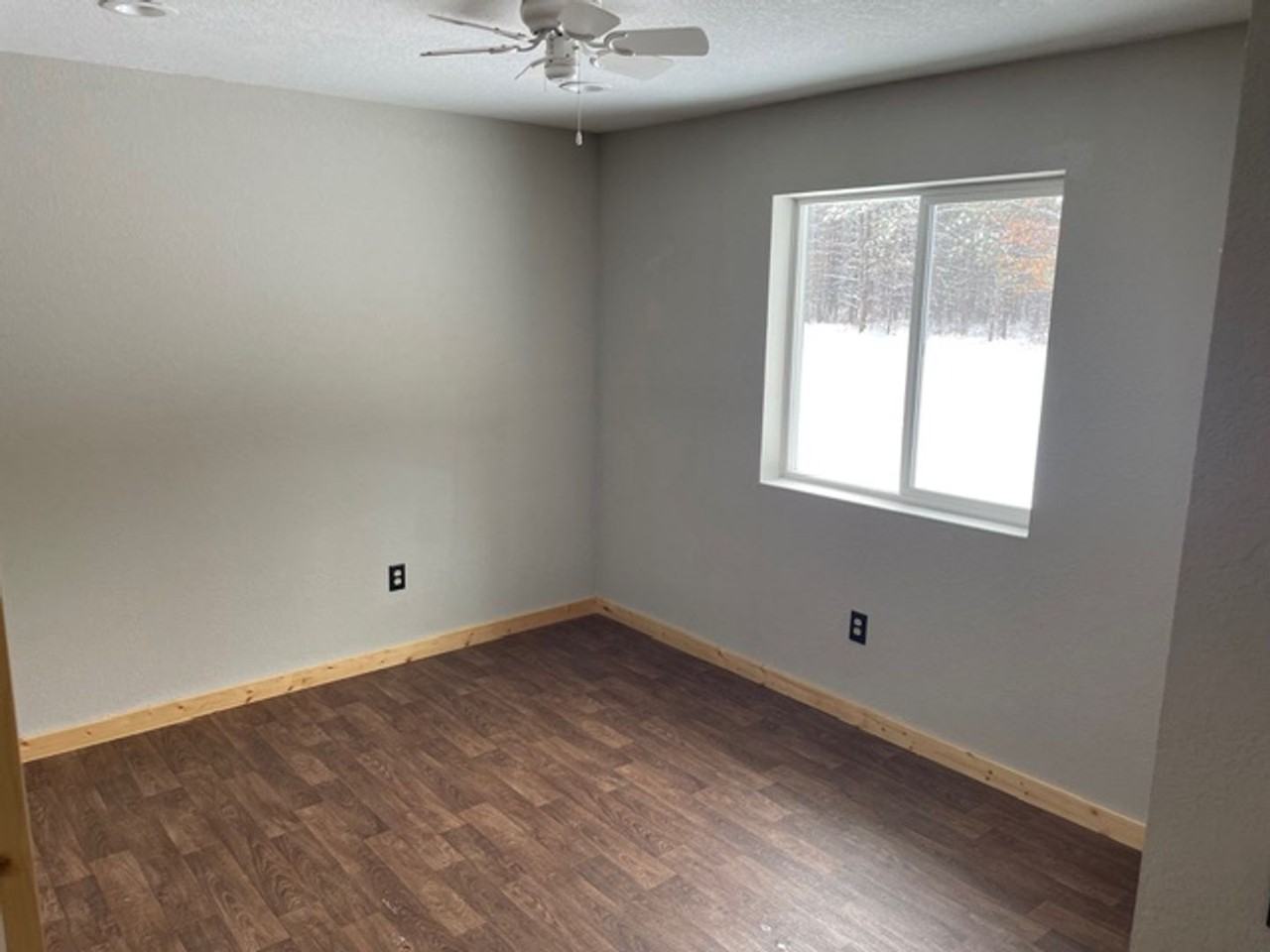 Pinewood Rd - Photo 3 of 5