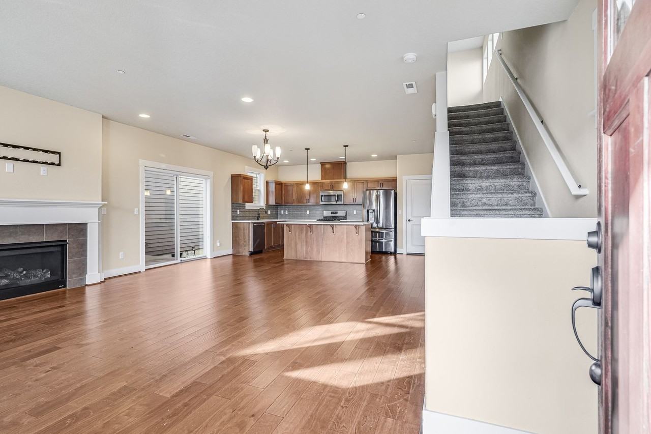 28919 Sw Geneva Loop - Photo 2 of 12