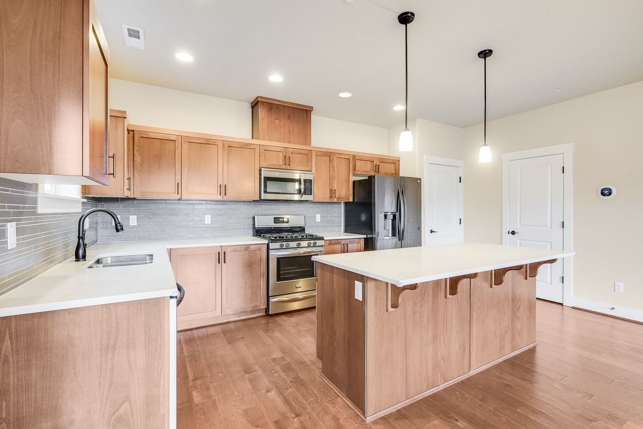 28919 Sw Geneva Loop - Photo 3 of 12