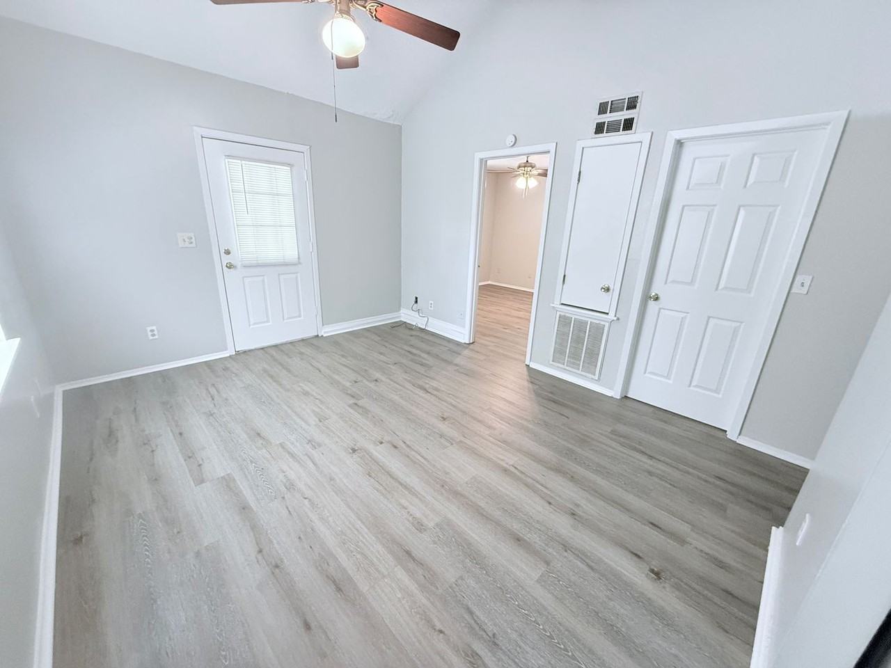 1311I Access Rd - Photo 3 of 20