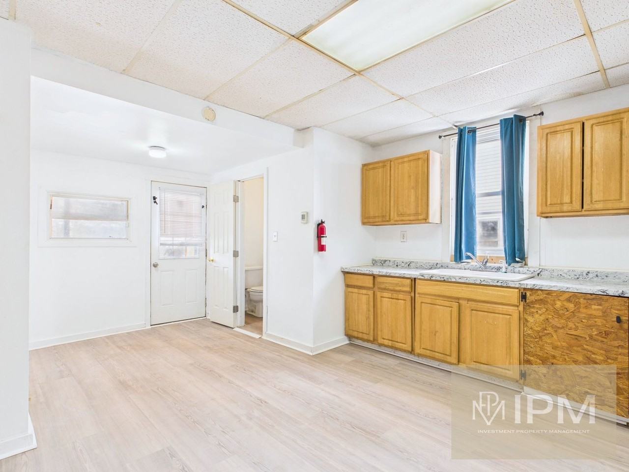 442 N 2nd Ave - Photo 4 of 19