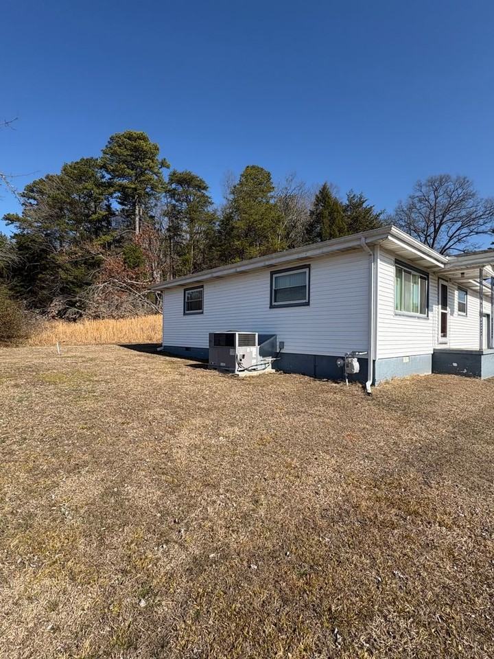 3390 Cumberland Falls Hwy - Photo 2 of 17