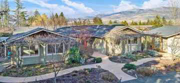 featured image of 679 Clay St #A