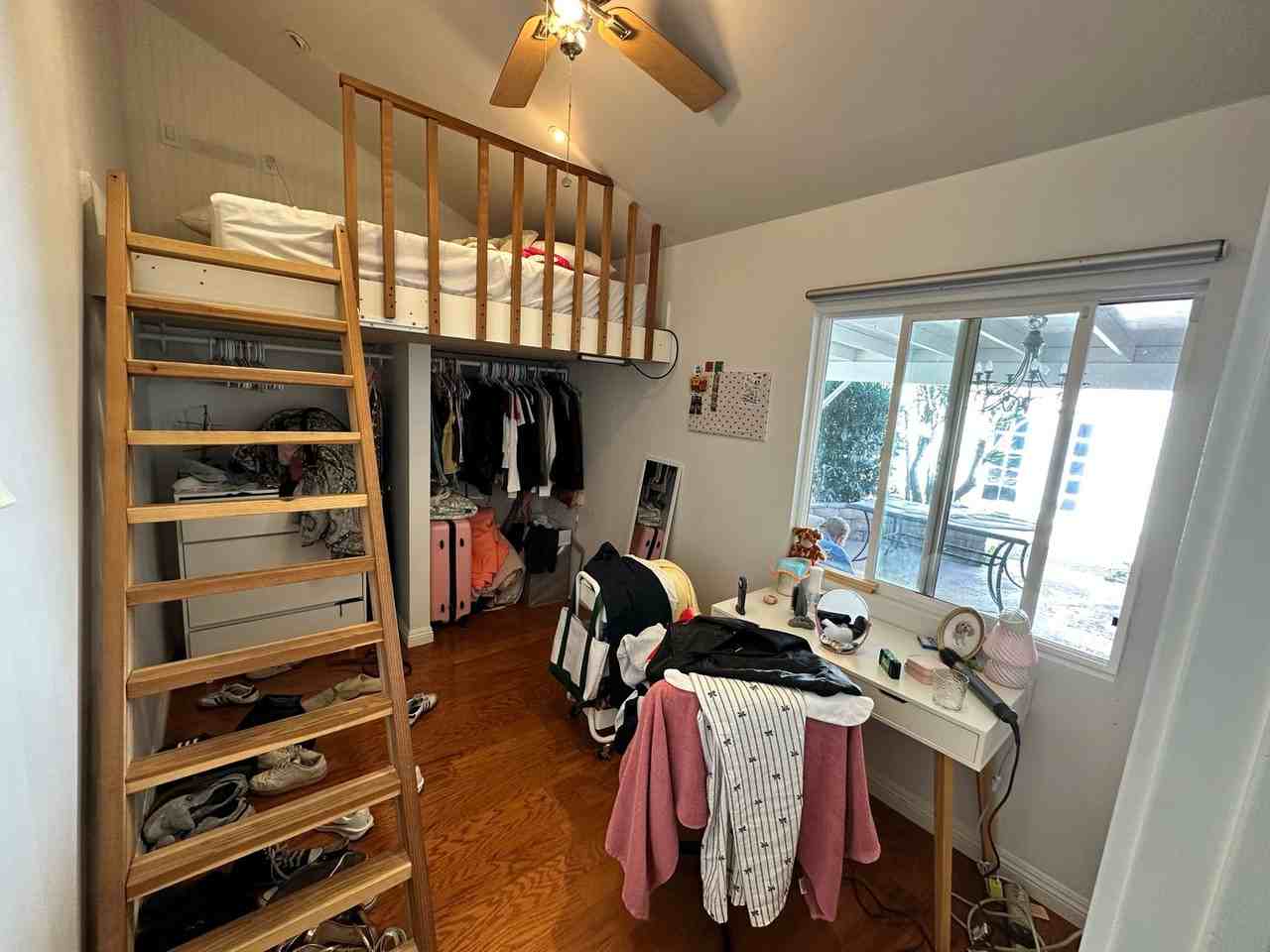 5682 Mary Lane Dr - Photo 5 of 18