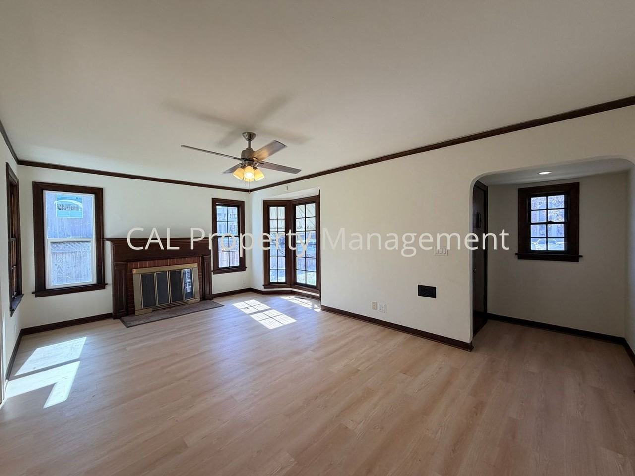 141 Homestead Ave - Photo 4 of 22