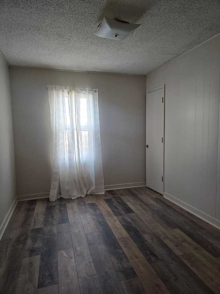 2309 S Malin Rd - Photo 7 of 26