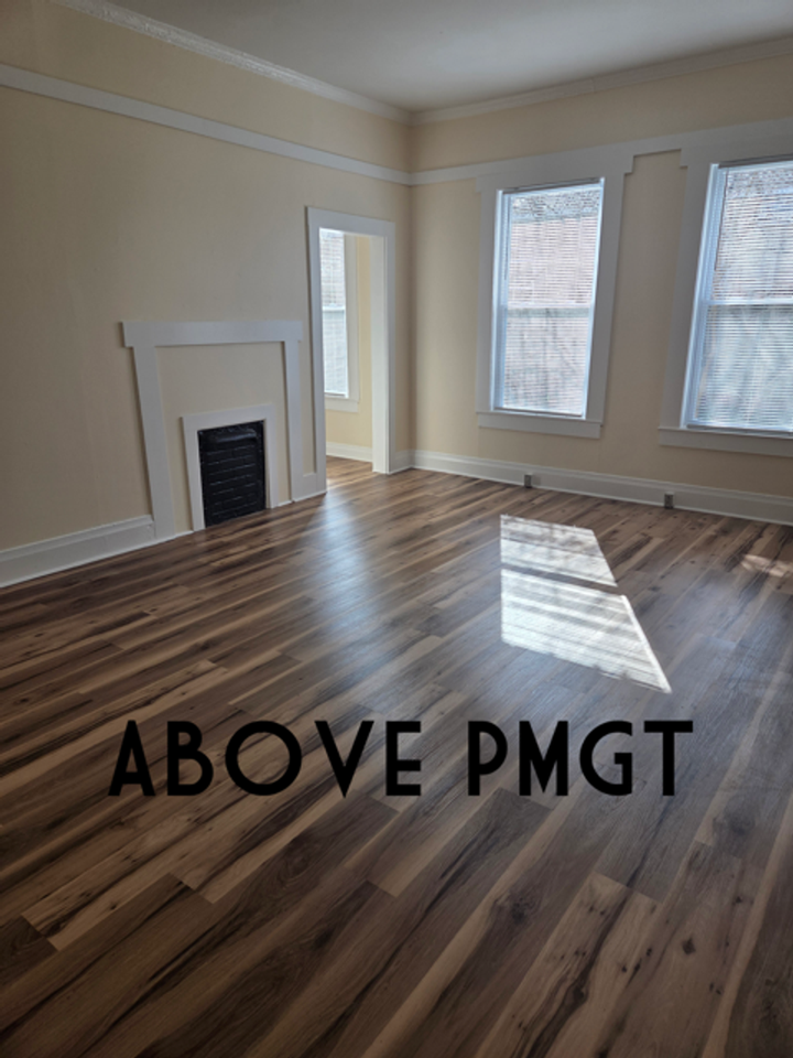 21B Sirrine St - Photo 3 of 8