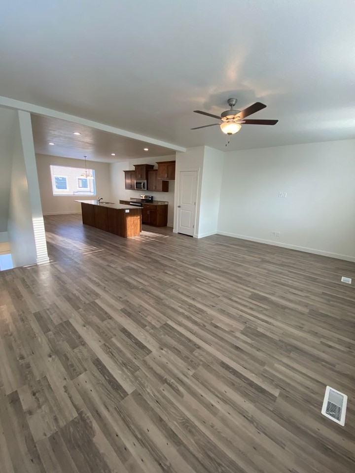 531 S 1080 W - Photo 6 of 21