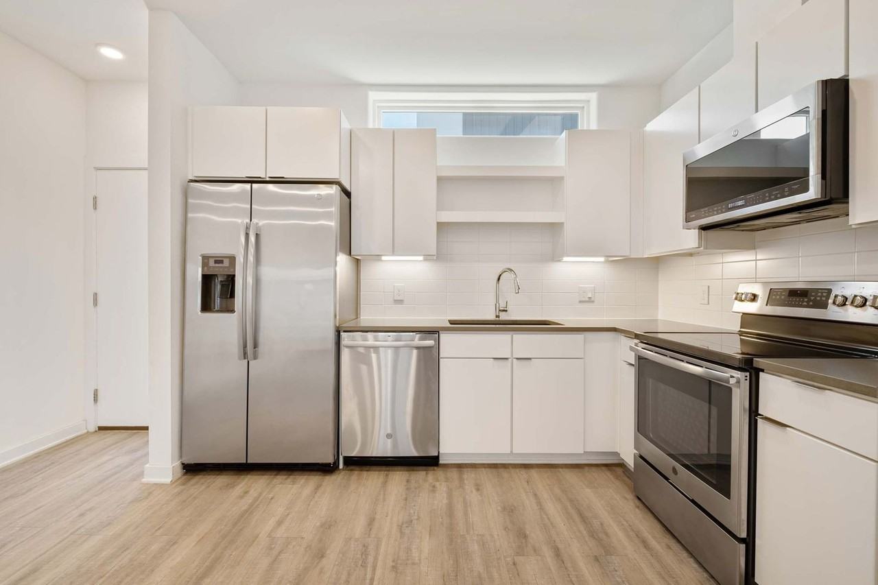 5924 S Congress Ave #103 - Photo 5 of 22