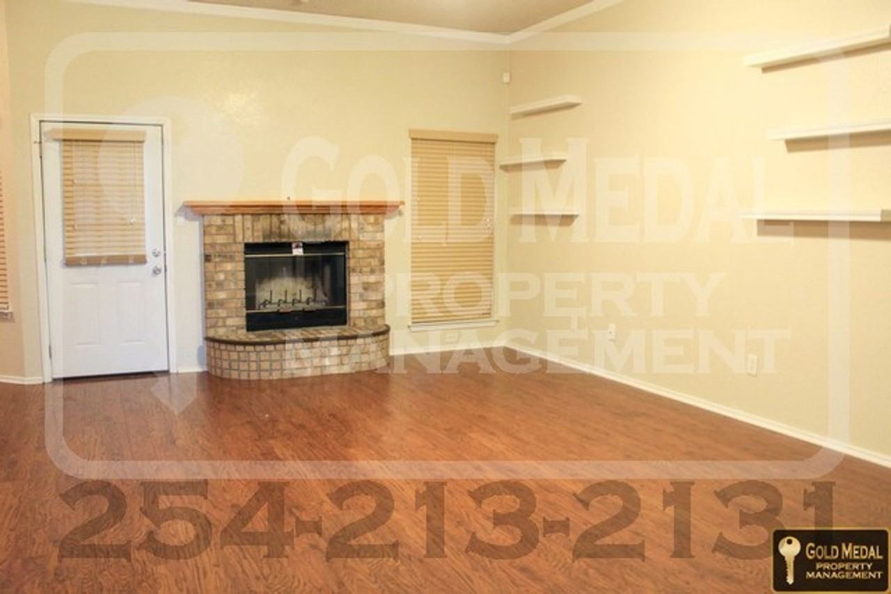 602 Arapaho Dr - Photo 2 of 31