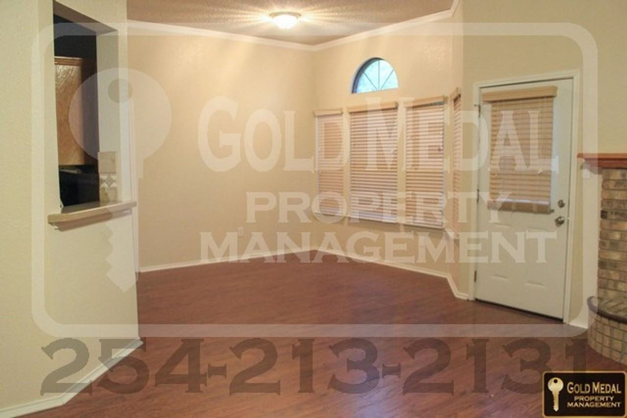 602 Arapaho Dr - Photo 7 of 31