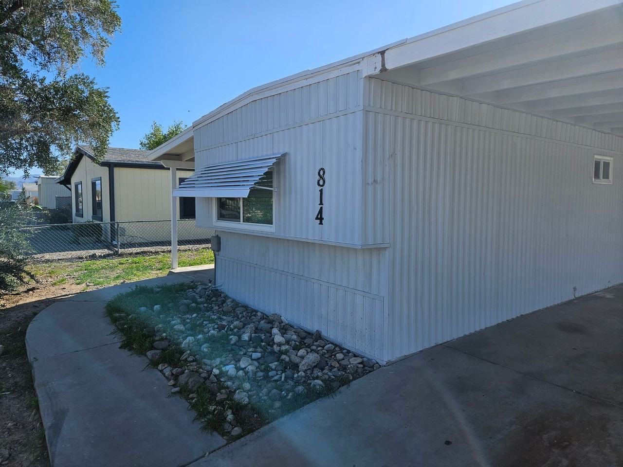 814 Glen Dr - Photo 4 of 12