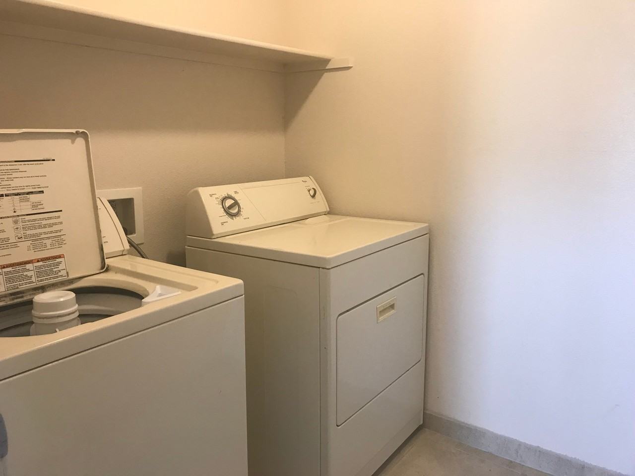 3405 Valverde Loop - Photo 4 of 8