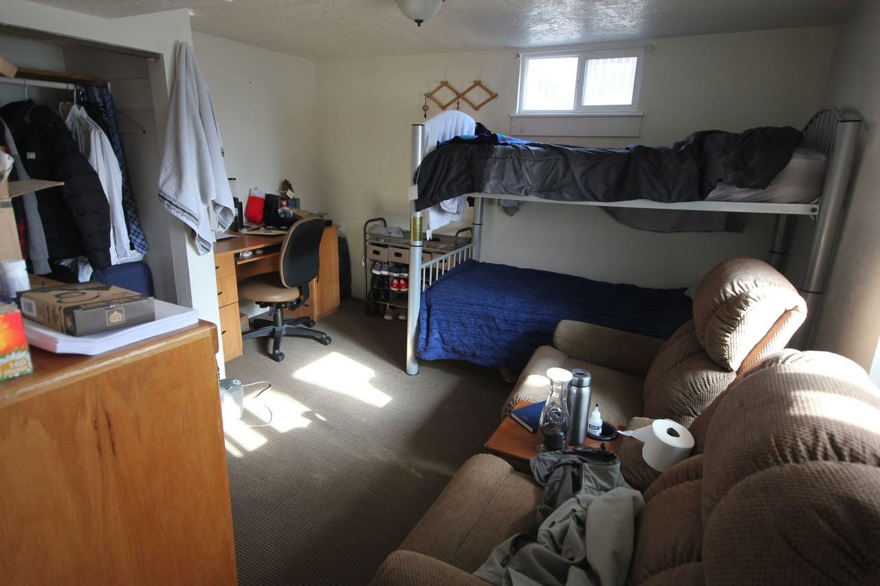 344 E 300 N #C - Photo 2 of 9