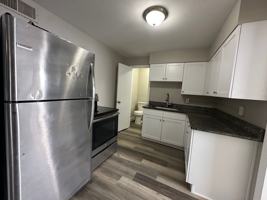 featured image of 631 N 3rd St