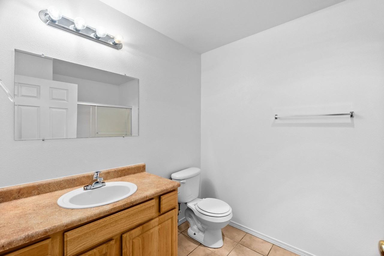 Vessey Park Apartments - Photo 5 of 27