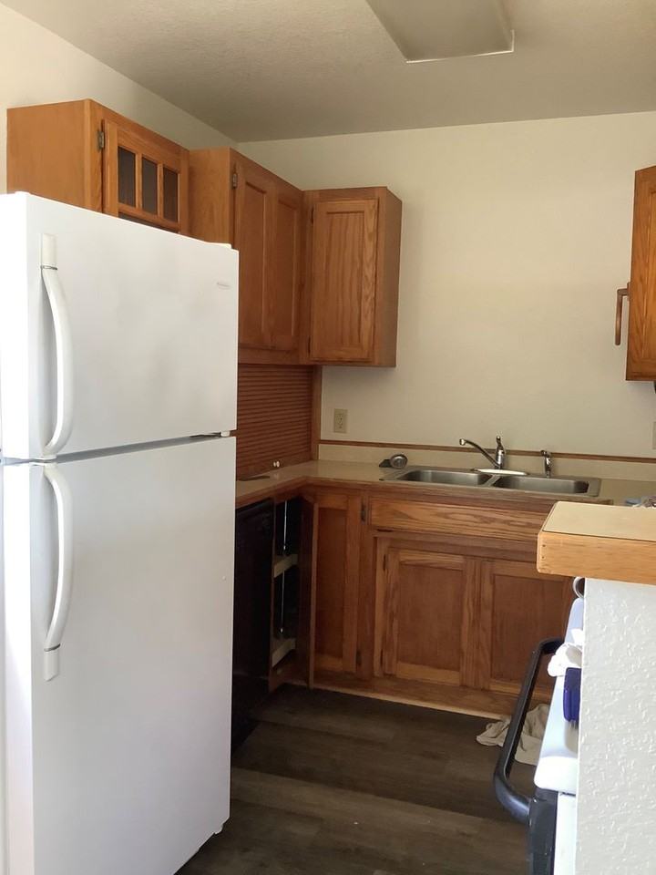 1777 Garfield St - Photo 5 of 20