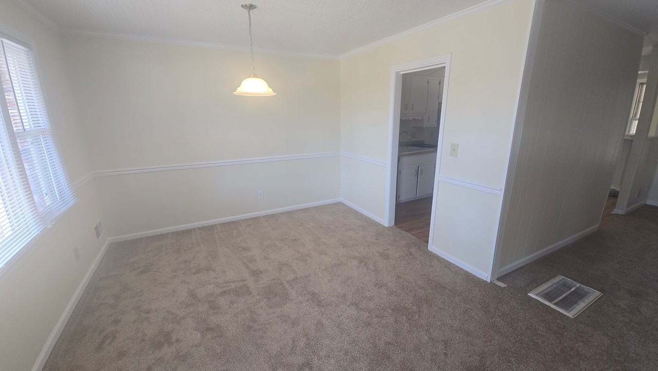 104 Northview Rd - Photo 4 of 21