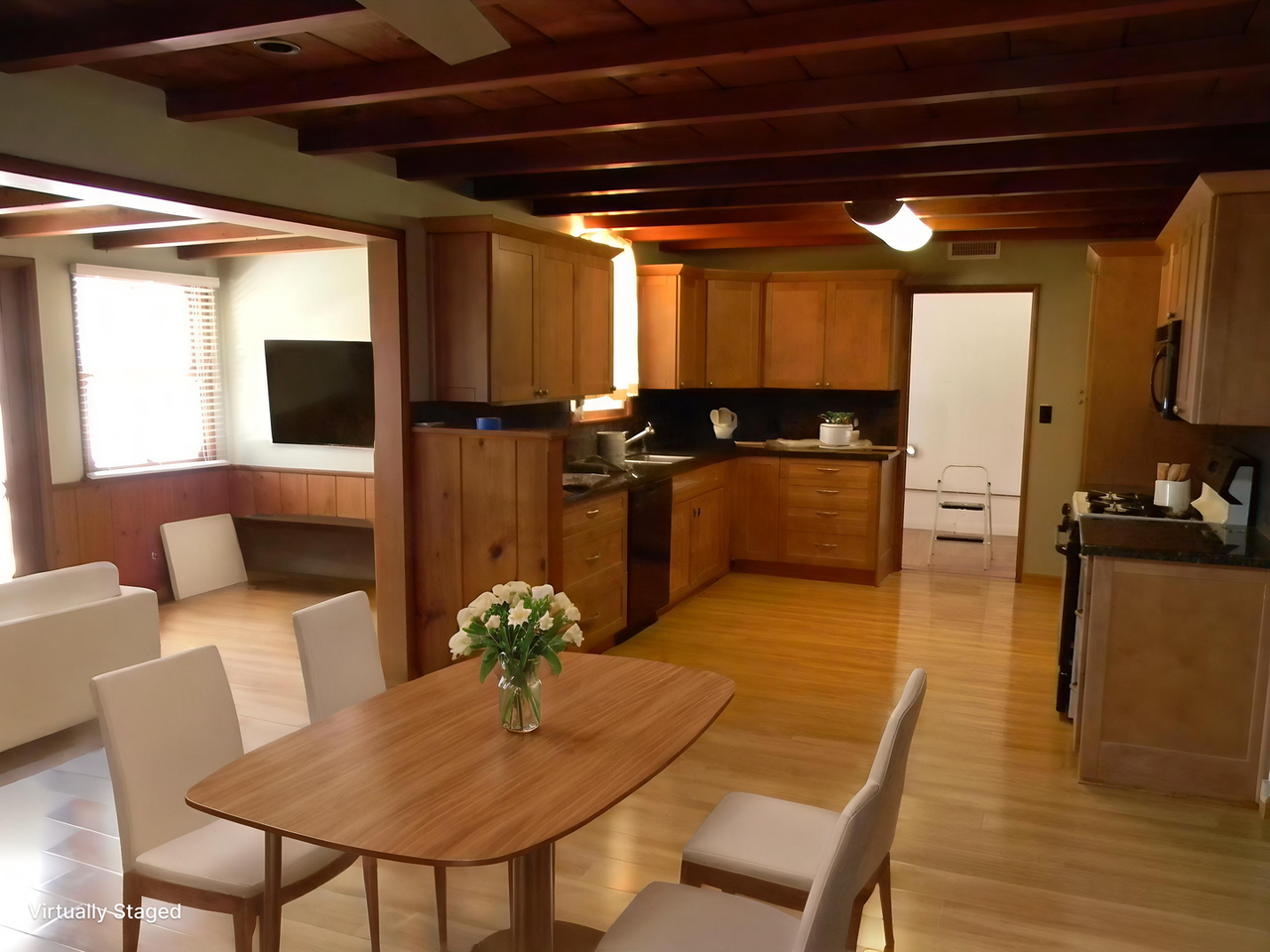 1202 E Everett Pl - Photo 5 of 13