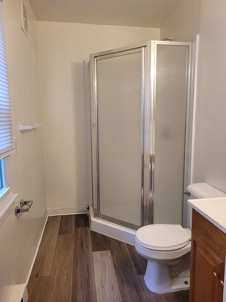 230 High St - Photo 4 of 9