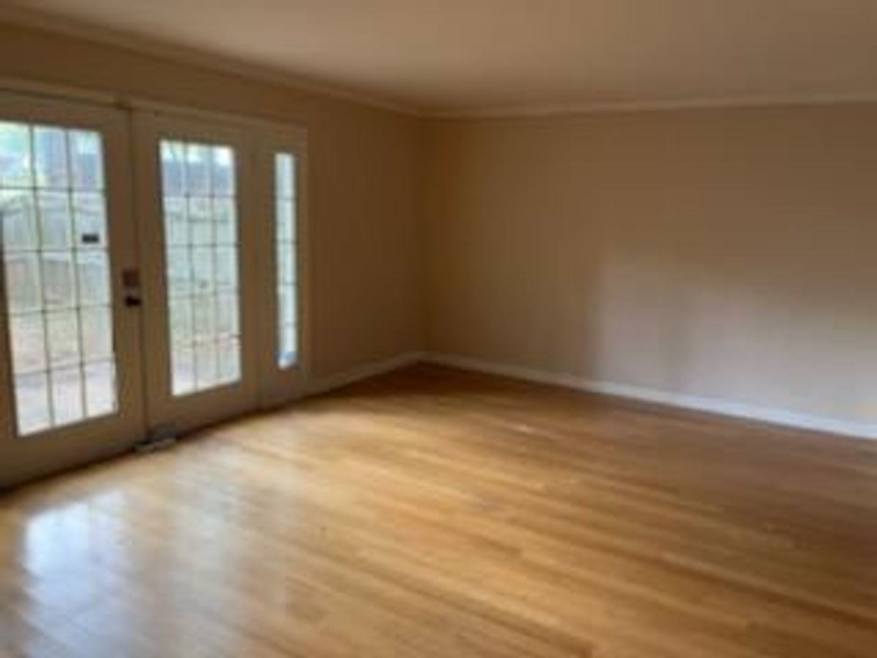 2679 Central Ter - Photo 7 of 9