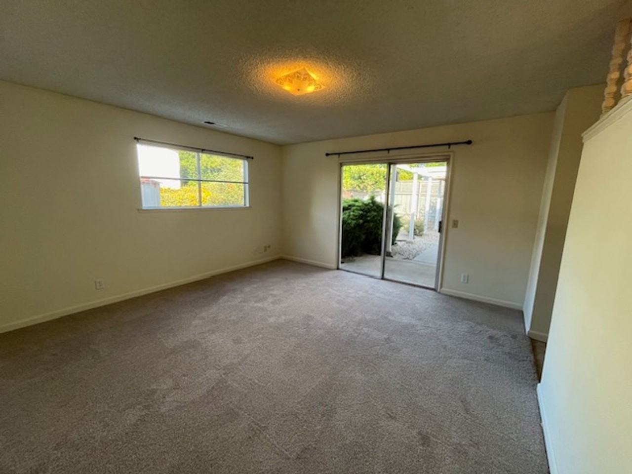 1209 Drake Cir - Photo 7 of 8