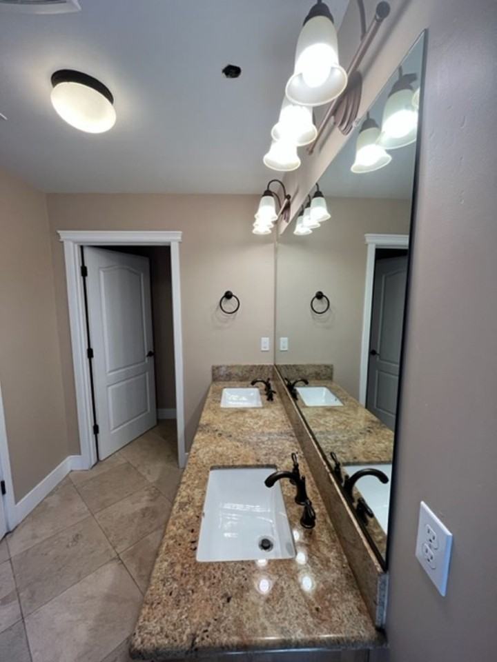 241 E Foothill Blvd - Photo 7 of 16