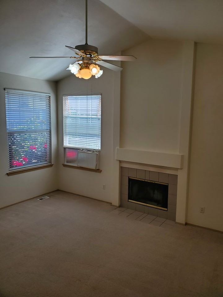 5606 Mount Olympus St Se - Photo 4 of 21