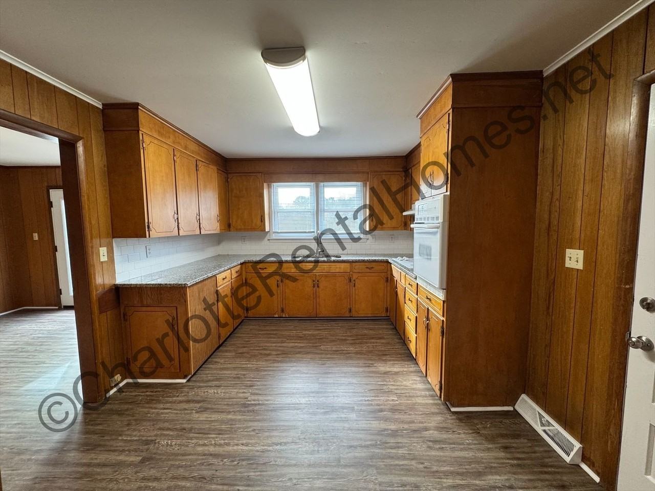 1686 Nc Highway 90 E - Photo 5 of 12