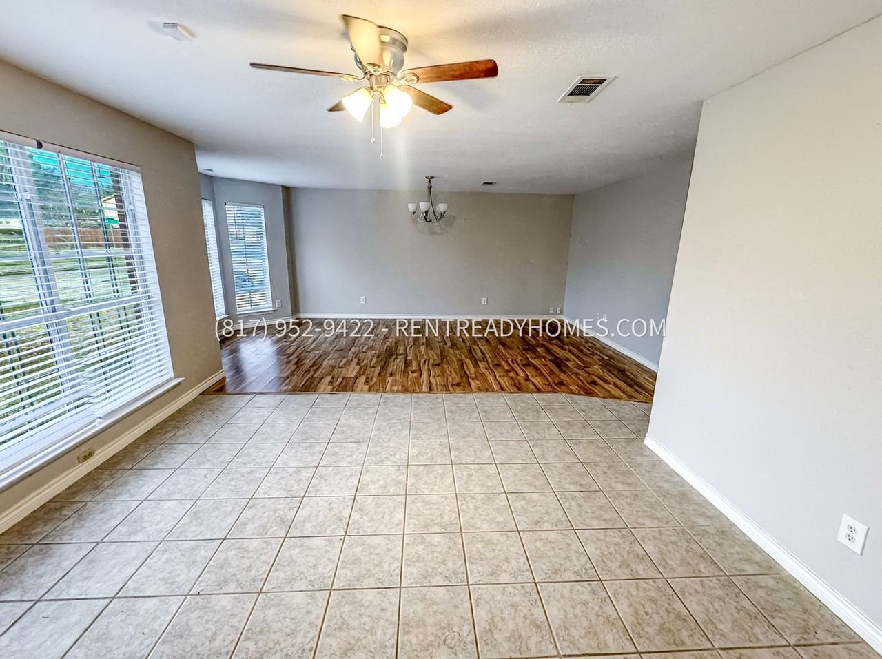 2410 Richfield Dr - Photo 3 of 14