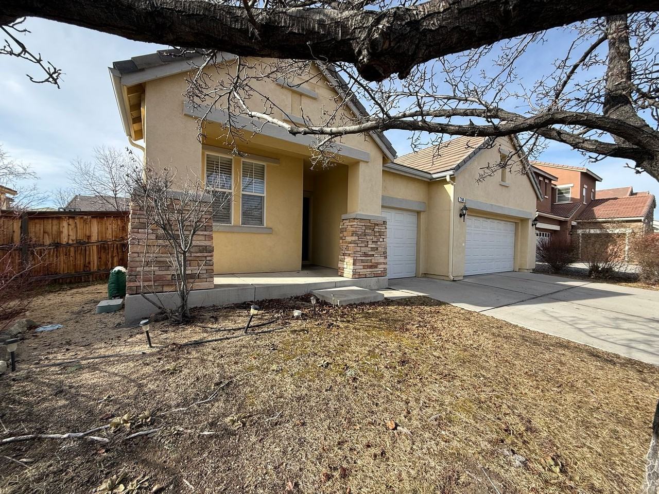 2505 Hibernica Ln - Photo 4 of 23