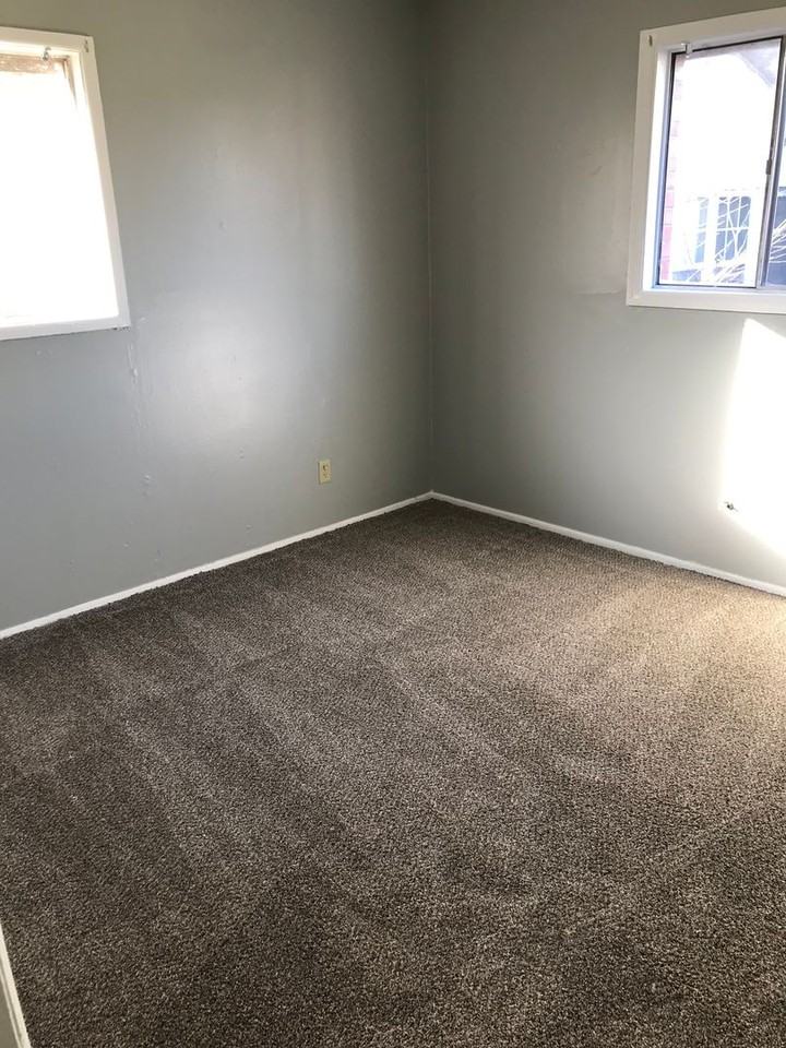 1116 Birch Dr - Photo 6 of 8