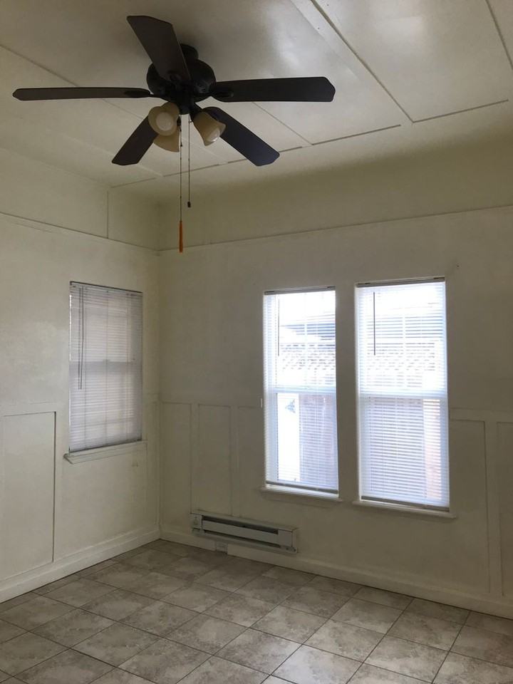 2169 11th St #B - Photo 5 of 16