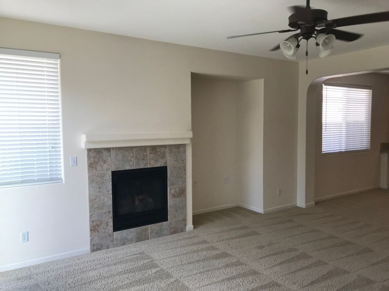 10136 Swann Way - Photo 5 of 16