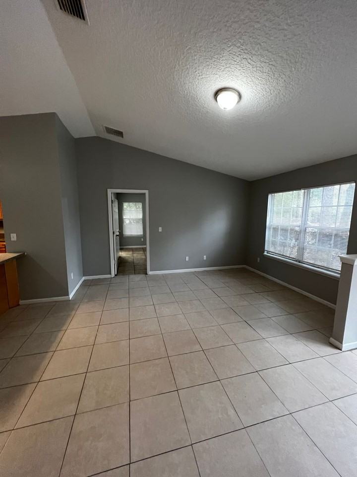 7651 Bob O Link Rd - Photo 3 of 14