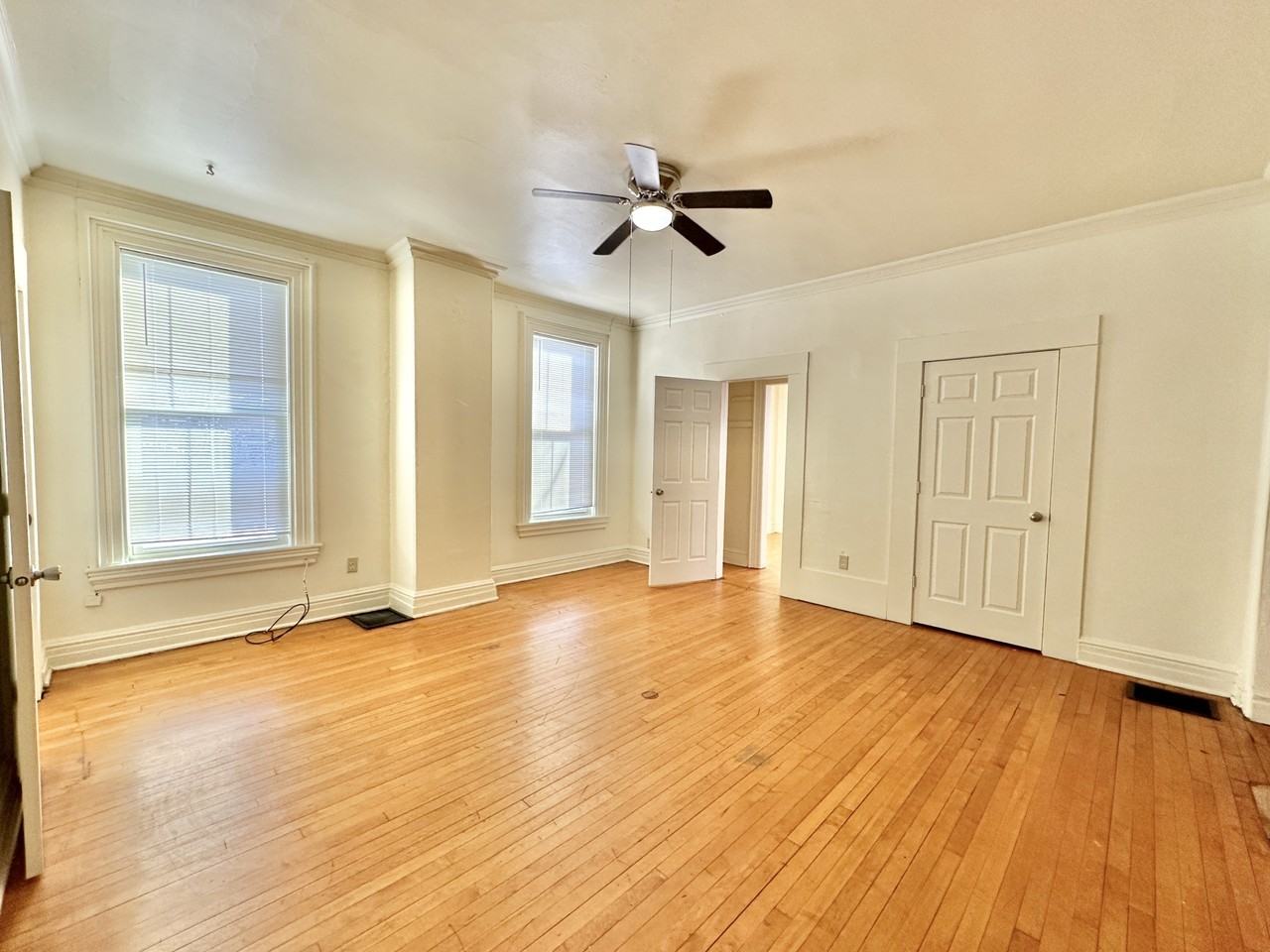 255 S Jackson St #4 - Photo 4 of 20