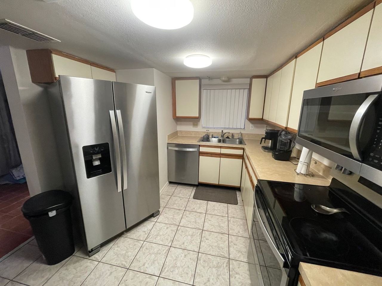 1162 Carmel Cir #100 - Photo 2 of 19