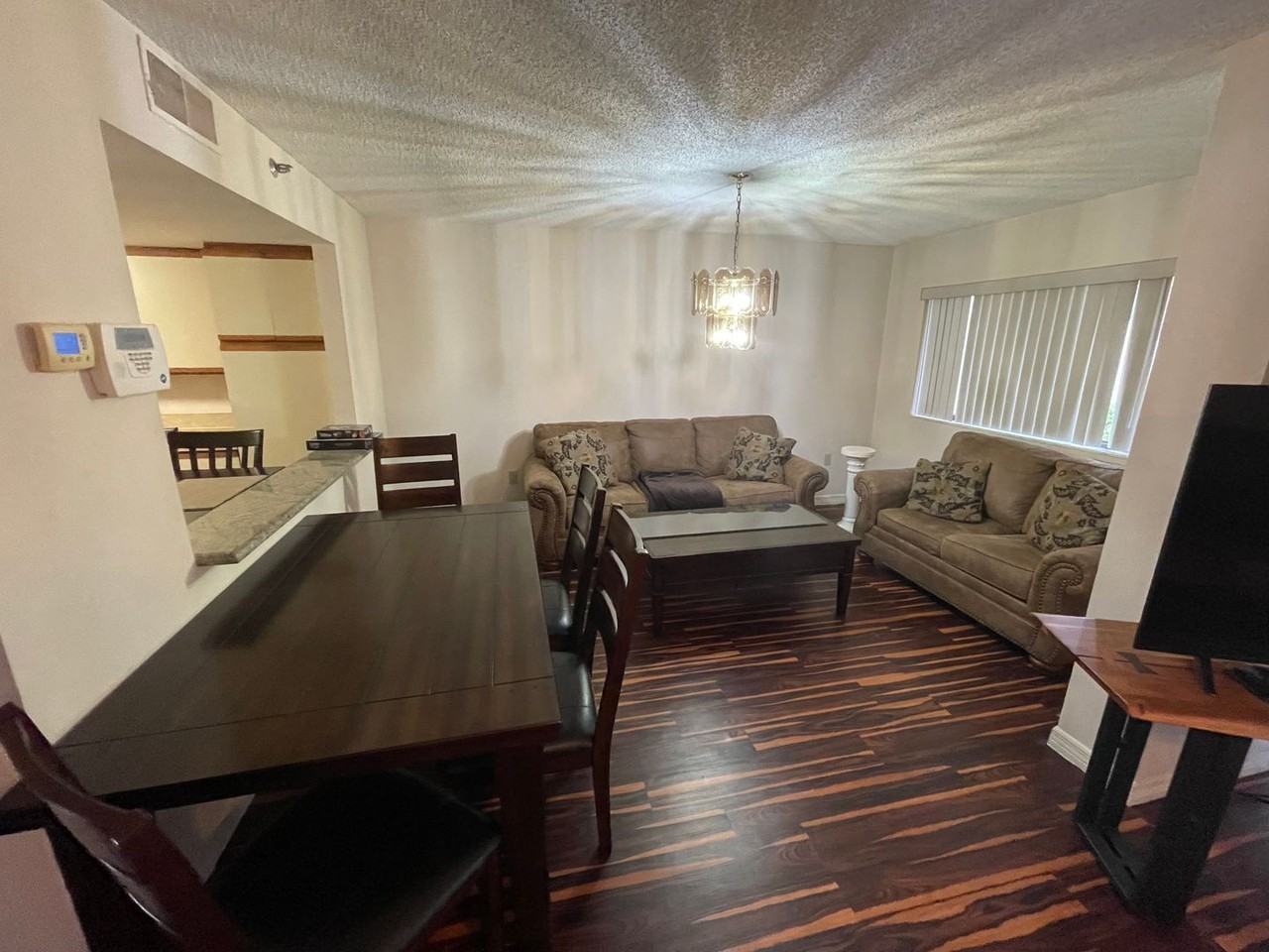 1162 Carmel Cir #100 - Photo 5 of 19