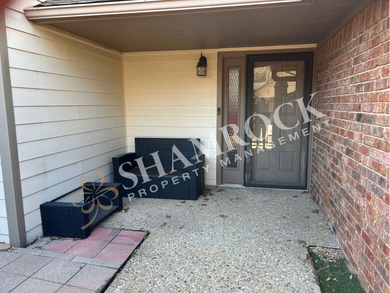 100 Pleasant Grove Ln - Photo 2 of 16