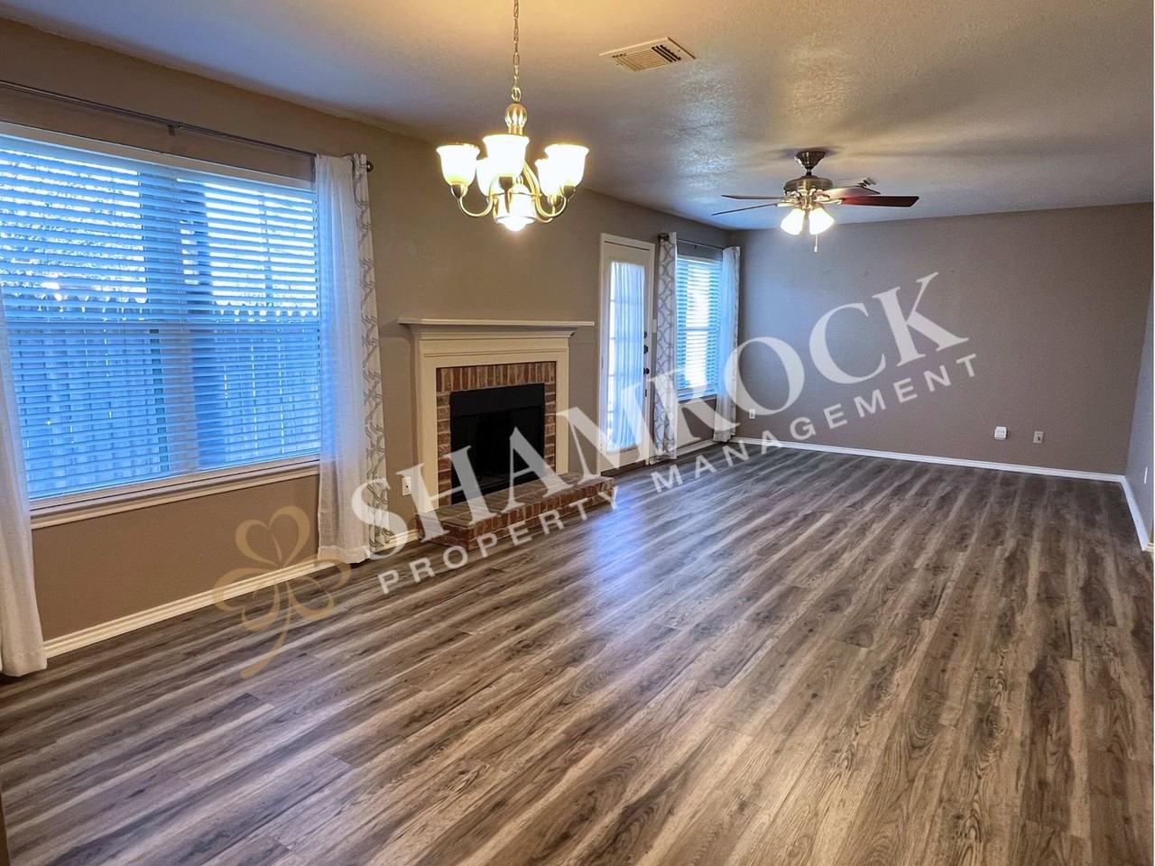 100 Pleasant Grove Ln - Photo 5 of 16