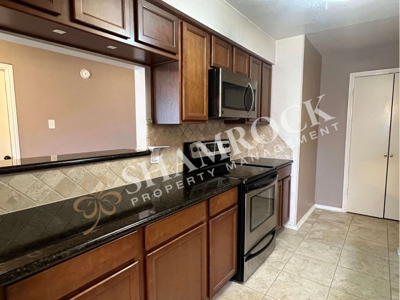 100 Pleasant Grove Ln - Photo 7 of 16