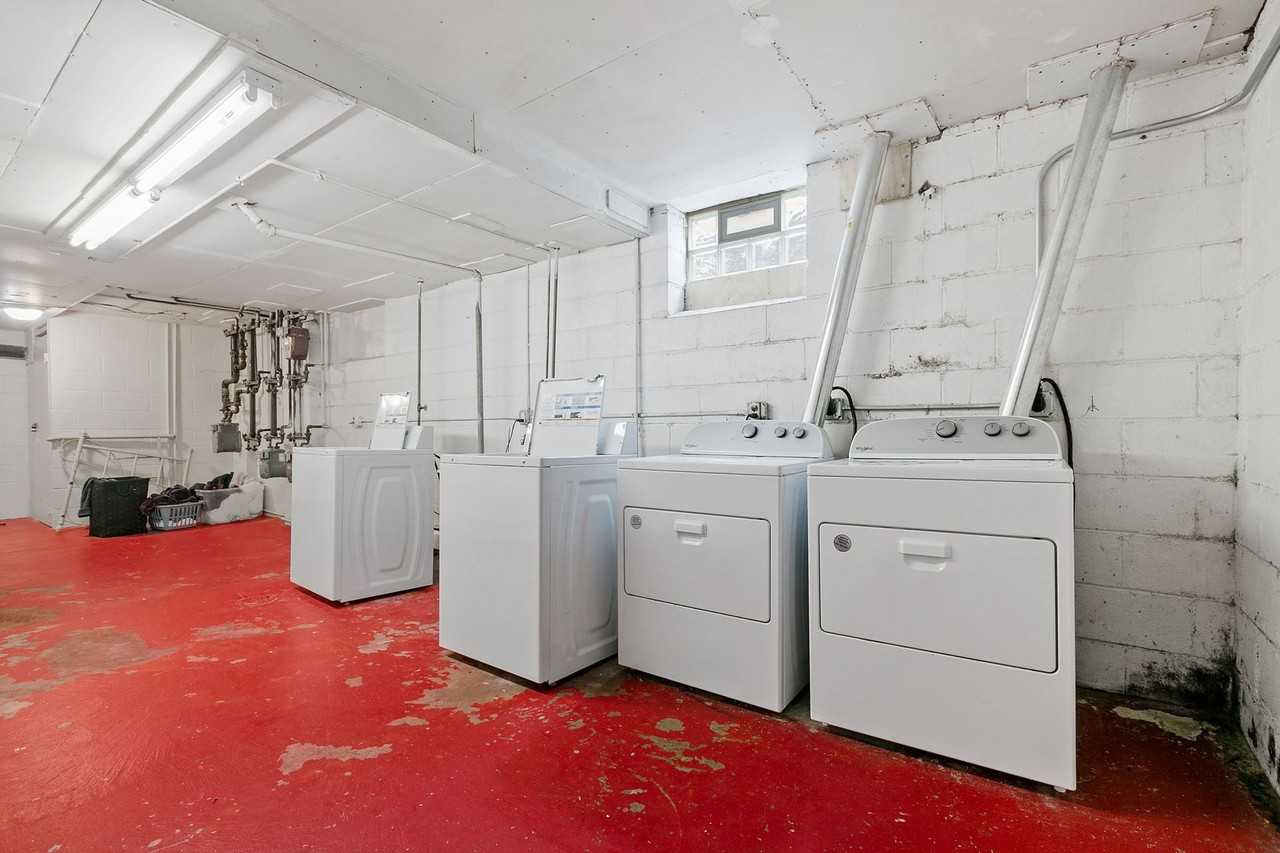 Where Classic Character Meets City Living - Photo 3 of 6