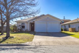 202 Golden Gate Dr - Photo 1 of 1