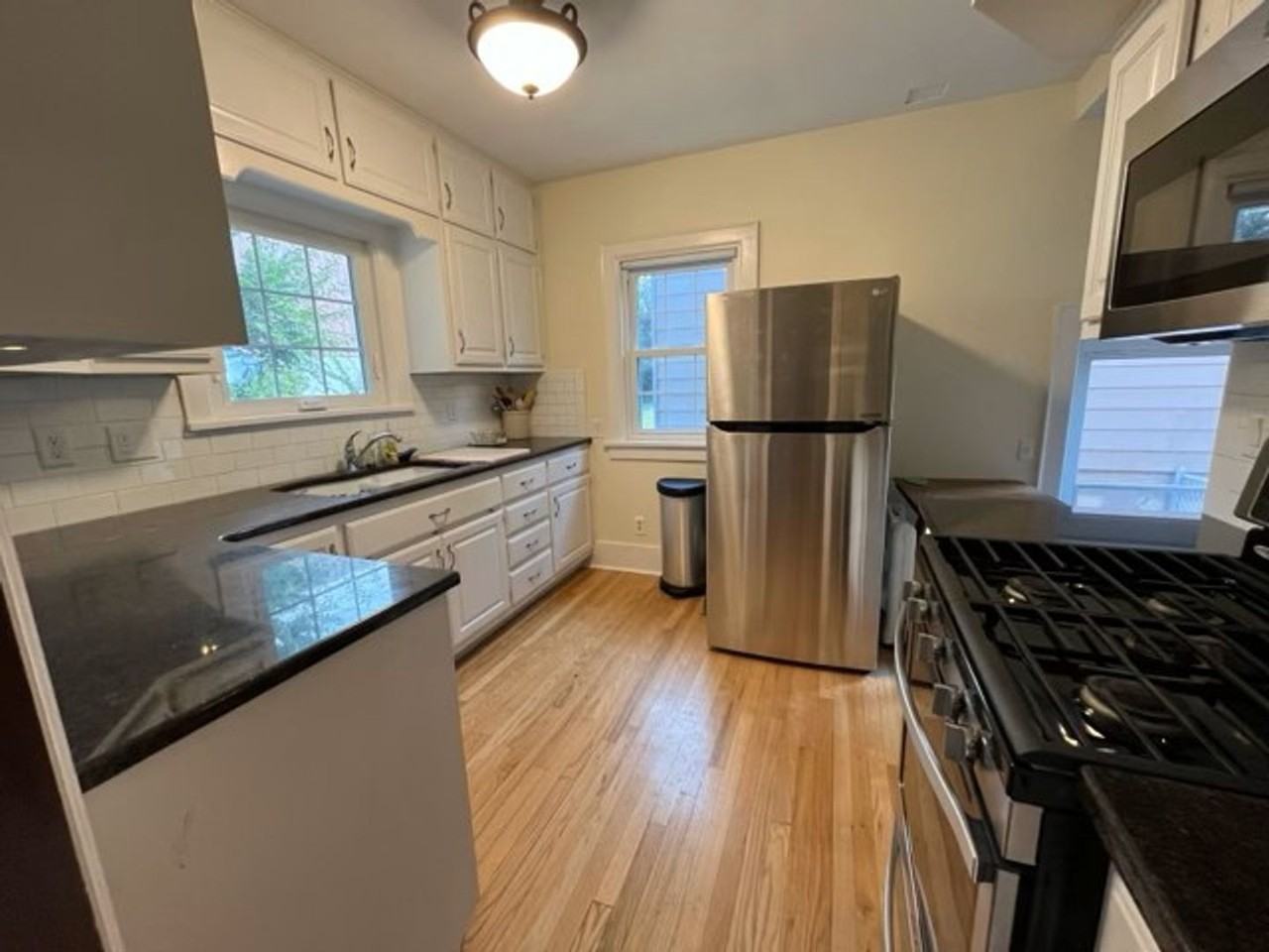 6014 Poppleton Ave - Photo 7 of 18